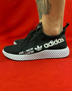 Adidas preto sola branca