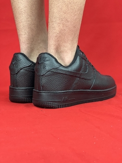 Nike Todo/Preto Air Force 1 Couro na internet