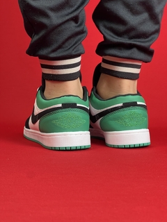 Air Jordan 1 Low Verde Com Preto Camurça Nacional S na internet