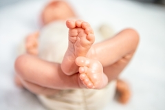 Bebê Reborn Menina Tecido Recém Nascida Realista na internet