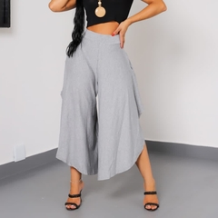 Calça Pantalona Pantacourt Com Bolso Boho Chic Cinza Claro na internet