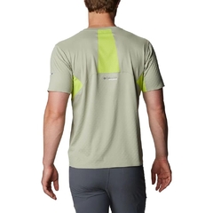 CAMISETA MASCULINA MANGA CURTA MAZAMA TRAIL TITANIUM SURPLUS GREEN AO2976-348 COLUMBIA - comprar online