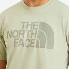 CAMISETA MASCULINA MANGA CURTA LOGO HALF DOME VERDE 4M4PN3X3 THE NORTH FACE na internet