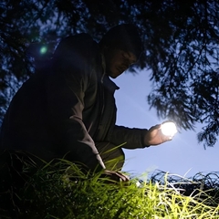 LAMPIÃO A PILHA 75 LÚMENS MAGNETICA CAMP LAMP VERDE NATUREHIKE - Terratop Aventura