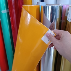 VINILOS SÍMIL LAQUEADO AMARILLO PARA MUEBLES en internet