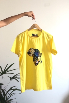 T-shirt África - AMARELA - comprar online