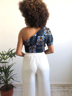 Blusa/ Cropped NYARAI - comprar online