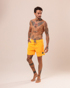 BOARDSHORT SURF RETRÔ LARANJA FLÚOR - comprar online