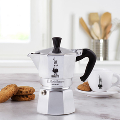 Cafeteira Italiana Bialetti - Nuova Moka Express 6 Xícaras - Expert Blenders Store