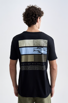 Camiseta Austral Art Preto