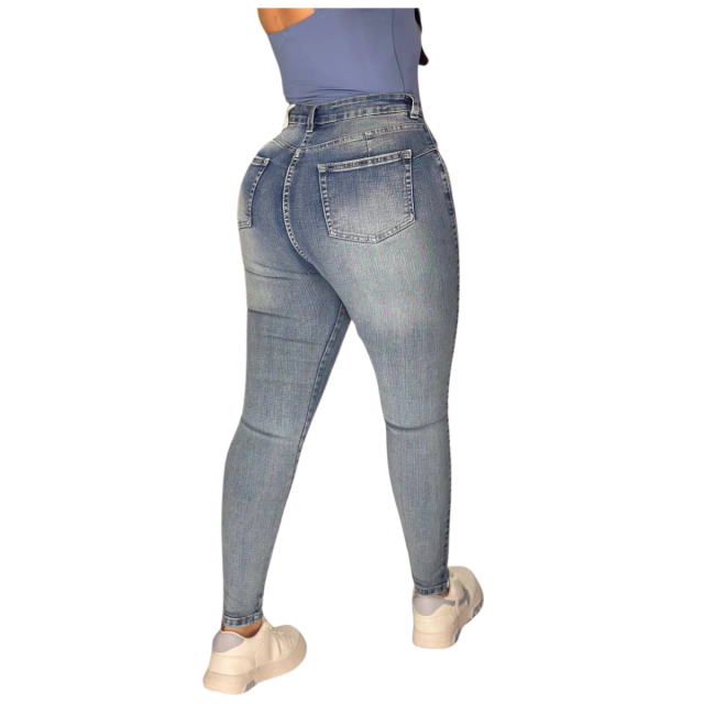 Comprar Pantalón Jeans Skinny Mujer en Onlineshoppingcenterg. ¿Buscas el mejor pantalón jeans skinny mujer? Aquí lo encuentras Comprar pantalón jeans skinny mujer es una de las mejores opciones para lucir un look moderno, elegante y versátil. En Onlineshoppingcenterg ofrecemos una amplia variedad de jeans skinny mujer tiro alto, jeans skinny blancos mujer y muchas opciones más que se adaptan a tu estilo.  ¿Qué significa jeans skinny mujer? El término "jeans skinny mujer" se refiere a pantalones ajustados desde la cadera hasta los tobillos, resaltando la figura y brindando comodidad. Son ideales para outfits casuales y formales, combinándolos con diferentes prendas y accesorios.  Características de los jeans skinny mujer Al elegir tus jeans skinny mujer, es importante considerar:  Ajuste perfecto: Se adaptan a la silueta y brindan un look estilizado.  Tiro alto o bajo: Puedes optar por jeans skinny tiro alto para mayor comodidad o tiro bajo para un estilo juvenil.  Materiales de calidad: Fabricados con algodón y elastano para mayor flexibilidad.  Colores y diseños: Desde jeans skinny rotos mujer hasta jeans skinny blancos mujer.  Encuentra el jeans skinny ideal para ti En Onlineshoppingcenterg tenemos opciones para todas las necesidades:  Jeans skinny mujer tiro alto Perfectos para definir la cintura y alargar las piernas. Combinan bien con blusas ajustadas y tacones.  Jeans skinny rotos mujer Dale un toque rebelde a tu outfit con estos jeans, ideales para un estilo urbano y moderno.  Jeans skinny blancos mujer Una opción fresca y versátil que combina con cualquier prenda, perfecta para días cálidos.  Vaqueros skinny mujer Ideales para un look clásico, con opciones en azul oscuro, negro o desgastado.  ¡Crea outfits increíbles con tus jeans skinny! Los jeans skinny mujer son una pieza clave en cualquier armario. Puedes combinarlos de distintas maneras:  Casual: Con camisetas básicas y zapatillas.  Formal: Con blusas elegantes y tacones.  Deportivos: Con sudaderas y tenis.  ¿Dónde comprar jeans skinny mujer económicos? Si buscas jeans skinny mujer ofertas, en Onlineshoppingcenterg tenemos precios accesibles y descuentos exclusivos. Además, ofrecemos envío rápido y garantía de calidad.  ¡Compra hoy mismo tu pantalón jeans skinny mujer! Explora nuestra colección y elige entre jeans super skinny mujer, jeans slim fit mujer y muchas más opciones. No esperes más y luce espectacular con nuestros jeans de moda.    Onlineshoppingcenterg, tu tienda de confianza para comprar pantalón jeans skinny mujer.