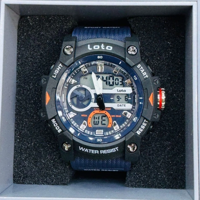 Comprar Reloj Loto Hombre en Onlineshoppingcenterg. Si estás buscando el accesorio perfecto para complementar tu estilo, un reloj Loto hombre es la opción ideal. En Onlineshoppingcenterg, te ofrecemos una amplia gama de relojes Lotus para hombre que combinan elegancia, calidad y funcionalidad. Descubre por qué estos relojes son tan populares y encuentra el modelo que mejor se adapta a tus necesidades.  ¿De dónde es la marca de relojes Loto? Antes de hablar de las características de los relojes Loto hombre, es importante conocer su origen. La marca Lotus pertenece al grupo Festina, una compañía de relojería española reconocida internacionalmente por su diseño innovador y calidad excepcional. Desde su fundación, Lotus ha sido sinónimo de relojes modernos y sofisticados.    ¿Por qué comprar un reloj Loto hombre? Los relojes Lotus hombre destacan por su equilibrio entre diseño y funcionalidad. A continuación, te mostramos algunas razones para elegir uno:  1. Diseño elegante y versátil Ya sea que prefieras un reloj Lotus hombre dorado, un modelo de acero inoxidable o un diseño más deportivo, Lotus tiene algo para cada estilo. Sus acabados sofisticados se adaptan a cualquier ocasión, desde eventos formales hasta reuniones informales.  2. Alta calidad Los materiales de los relojes Lotus hombre, como el acero inoxidable, garantizan durabilidad y resistencia. Además, la marca incorpora tecnología de precisión para ofrecer relojes confiables.  3. Amplia variedad  En nuestra tienda, encontrarás una amplia selección, como el reloj Lotus hybrid, el smartwatch Lotus hombre, o los clásicos cronógrafos como el reloj Lotus cronógrafo. Además, disponemos de modelos como el reloj Lotus hombre esfera verde y el reloj Lotus azul hombre, que destacan por sus detalles únicos.  4. Precio competitivo  Los relojes Lotus hombre precios son accesibles para una marca de alta gama. En Onlineshoppingcenterg, ofrecemos precios competitivos y descuentos exclusivos.    ¿Relojes Loto son buenos? ¡Definitivamente sí! Los relojes Lotus hombre son conocidos por su calidad y diseño. Tanto si buscas un reloj Lotus hombre elegante como uno deportivo, puedes estar seguro de que obtendrás un producto duradero y con estilo.  Modelos populares de relojes Loto hombre En Onlineshoppingcenterg, tenemos los modelos más demandados:  Reloj Lotus hombre dorado Este modelo destaca por su acabado en dorado, perfecto para quienes buscan un accesorio llamativo y sofisticado.  Reloj Lotus hombre acero Si prefieres algo más discreto y resistente, los modelos en acero inoxidable son una excelente opción.  Smartwatch Lotus hombre La combinación perfecta de tecnología y estilo. Ideales para los amantes de los gadgets modernos.  Reloj Lotus Freedom Con un diseño deportivo y juvenil, este modelo es perfecto para quienes buscan comodidad y estilo.  Reloj Lotus minimalista hombre Para los que prefieren un diseño sencillo pero elegante, este modelo es una apuesta segura.    Consejos para comprar un reloj Loto hombre Define tu estilo: Si buscas un accesorio elegante, elige modelos como el reloj Lotus hombre dorado. Para un uso diario, los modelos de acero o minimalistas son ideales.  Consulta el catálogo: En Onlineshoppingcenterg, contamos con un catálogo de relojes Lotus hombre completo con descripciones detalladas.  Compara precios: Aprovecha nuestras ofertas en relojes Lotus hombre baratos y encuentra el mejor precio en línea.  Comprar reloj Loto hombre en Colombia Si te preguntas dónde comprar un reloj Lotus hombre precio Colombia, nuestra tienda online es la mejor opción. Ofrecemos envíos rápidos, garantía de calidad y los mejores precios del mercado.    ¡Encuentra tu reloj Loto hombre ideal en Onlineshoppingcenterg! Explora nuestra colección de relojes Lotus hombre y elige el modelo perfecto para ti o como regalo. Ya sea que busques un reloj Lotus inteligente hombre o un cronógrafo clásico, en Onlineshoppingcenterg tenemos lo que necesitas. ¡Compra ahora y mejora tu estilo con un reloj Lotus!