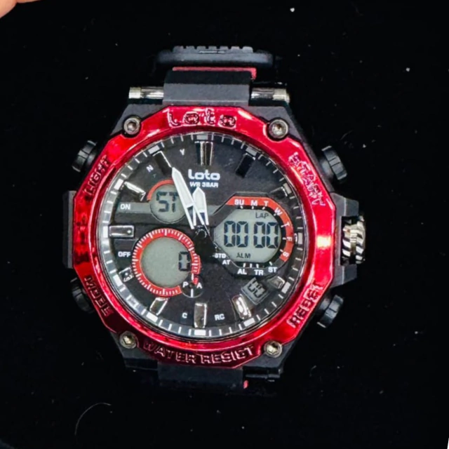 Comprar Reloj Loto Wr 3Bar Hombre en Onlineshoppingcenterg. Si estás buscando el accesorio perfecto para complementar tu estilo, un reloj Loto hombre es la opción ideal. En Onlineshoppingcenterg, te ofrecemos una amplia gama de relojes Lotus para hombre que combinan elegancia, calidad y funcionalidad. Descubre por qué estos relojes son tan populares y encuentra el modelo que mejor se adapta a tus necesidades.  ¿De dónde es la marca de relojes Loto Wr 3Bar? Antes de hablar de las características de los relojes Loto hombre, es importante conocer su origen. La marca Lotus pertenece al grupo Festina, una compañía de relojería española reconocida internacionalmente por su diseño innovador y calidad excepcional. Desde su fundación, Lotus ha sido sinónimo de relojes modernos y sofisticados.    ¿Por qué comprar un reloj Loto hombre? Los relojes Lotus hombre destacan por su equilibrio entre diseño y funcionalidad. A continuación, te mostramos algunas razones para elegir uno:  1. Diseño elegante y versátil Ya sea que prefieras un reloj Lotus hombre dorado, un modelo de acero inoxidable o un diseño más deportivo, Lotus tiene algo para cada estilo. Sus acabados sofisticados se adaptan a cualquier ocasión, desde eventos formales hasta reuniones informales.  2. Alta calidad Los materiales de los relojes Lotus hombre, como el acero inoxidable, garantizan durabilidad y resistencia. Además, la marca incorpora tecnología de precisión para ofrecer relojes confiables.    3. Amplia variedad En nuestra tienda, encontrarás una amplia selección, como el reloj Lotus hybrid, el smartwatch Lotus hombre, o los clásicos cronógrafos como el reloj Lotus cronógrafo. Además, disponemos de modelos como el reloj Lotus hombre esfera verde y el reloj Lotus azul hombre, que destacan por sus detalles únicos.  4. Precio competitivo Los relojes Lotus hombre precios son accesibles para una marca de alta gama. En Onlineshoppingcenterg, ofrecemos precios competitivos y descuentos exclusivos.  ¿Relojes Loto Wr 3Bar son buenos? ¡Definitivamente sí! Los relojes Lotus hombre son conocidos por su calidad y diseño. Tanto si buscas un reloj Lotus hombre elegante como uno deportivo, puedes estar seguro de que obtendrás un producto duradero y con estilo.    Modelos populares de relojes Loto Wr 3 bar hombre En Onlineshoppingcenterg, tenemos los modelos más demandados:  Reloj Lotus hombre dorado Este modelo destaca por su acabado en dorado, perfecto para quienes buscan un accesorio llamativo y sofisticado.  Reloj Lotus hombre acero Si prefieres algo más discreto y resistente, los modelos en acero inoxidable son una excelente opción.  Smartwatch Lotus hombre La combinación perfecta de tecnología y estilo. Ideales para los amantes de los gadgets modernos.  Reloj Lotus Freedom Con un diseño deportivo y juvenil, este modelo es perfecto para quienes buscan comodidad y estilo.  Reloj Lotus minimalista hombre Para los que prefieren un diseño sencillo pero elegante, este modelo es una apuesta segura.  Consejos para comprar un reloj Loto Wr 3Bar hombre Define tu estilo: Si buscas un accesorio elegante, elige modelos como el reloj Lotus hombre dorado. Para un uso diario, los modelos de acero o minimalistas son ideales.  Consulta el catálogo: En Onlineshoppingcenterg, contamos con un catálogo de relojes Lotus hombre completo con descripciones detalladas.  Compara precios: Aprovecha nuestras ofertas en relojes Lotus hombre baratos y encuentra el mejor precio en línea.  Comprar reloj Loto Wr 3Bar hombre en Colombia Si te preguntas dónde comprar un reloj Lotus hombre precio Colombia, nuestra tienda online es la mejor opción. Ofrecemos envíos rápidos, garantía de calidad y los mejores precios del mercado.    ¡Encuentra tu reloj Loto Wr 3Bar hombre ideal en Onlineshoppingcenterg! Explora nuestra colección de relojes Lotus hombre y elige el modelo perfecto para ti o como regalo. Ya sea que busques un reloj Lotus inteligente hombre o un cronógrafo clásico, en Onlineshoppingcenterg tenemos lo que necesitas. ¡Compra ahora y mejora tu estilo con un reloj Lotus!