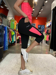 Capri Tiro Alto Lycra Mujer Deportiva PowerFit