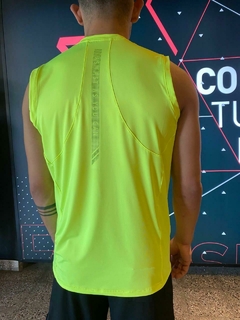 Musculosa Dan EuroSport Amarillo - comprar online