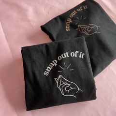 Camiseta Snap out of it na internet