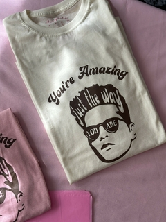 Camiseta Bruno Mars - You’re amazing just the way you are na internet