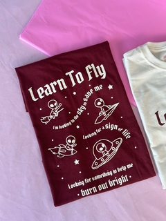Camiseta Learn to fly