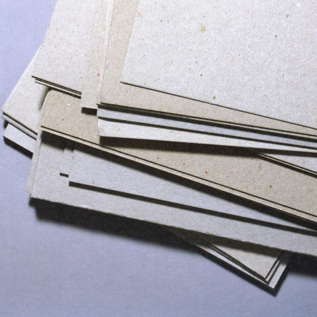 Libreta de papel reciclado con tapa de cartón 10 x 14 cm