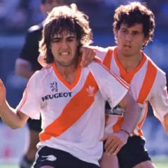 CAMISETA RIVER PLATE RETRO 1989 LAPELOTANOSEMANCHA