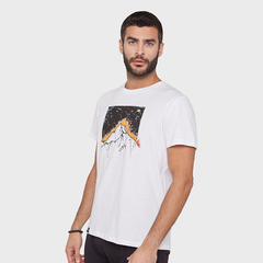 REMERA MONTAGNE MARCUS CABALLERO ALGODON BLANCO - comprar online