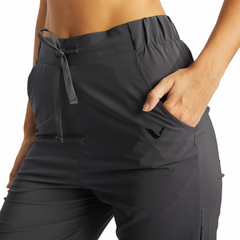 PANTALON REVES KYMI PLANO ELASTIZADO GRIS - comprar online