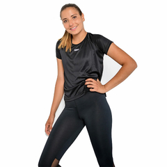 REMERA DRB MESH DAMA DRY NEGRO