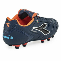 BOTIN DIADORA CAMPO CLASICO MARINO CORAL NEGRO en internet