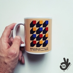 Imagen de Taza de Cerámica Bauhaus/ Modelo 2/ CUBES RYB