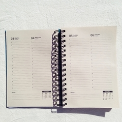 Agenda 2 días por página Bauhaus/ Tapa Dura Ring Wire/ Modelo 40/ SCHNITTKREISE - tienda online
