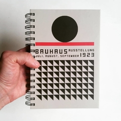 Agenda Semanal Bauhaus Tapa Dura Ring Wire/ MODELO 10/ BLACK CIRCLE - comprar online
