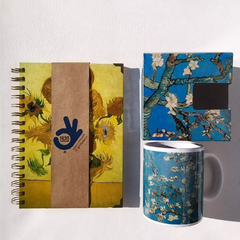 SET dúo de Cuaderno Tapa Dura Ring Wire + Taza Cerámica Premium en Packaging Cúbico/ Modelos 58 + 46 /SUNFLOWERS, 1889 + ALMOND BLOSSOM, 1890, Línea VINCENT VAN GOGH - tienda online