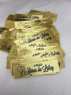 Etiqueta em cetim cor dourado 100 etiquetas - Click Etiqueta
