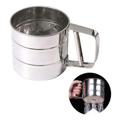 Polvilhador Inox Luxo Caneca Peneira Farinha com Gatilho na internet