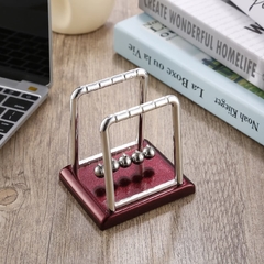Pendulo De Newton Clássico - pequeno - comprar online