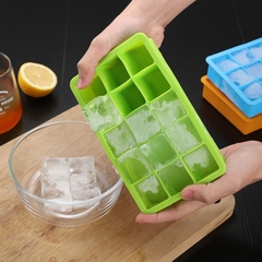 Forma de Gelo em silicone Dobrável Cubos Perfeitos e fáceis na internet