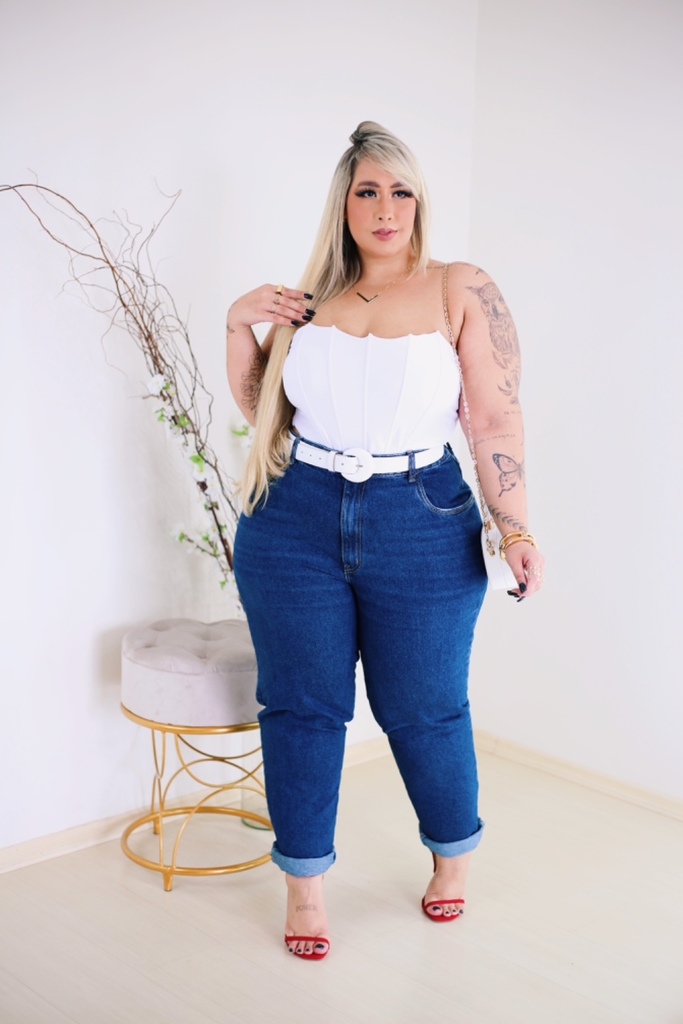 CALÇA PLUS SIZE JEANS MOM - Plus Size Bella Bia