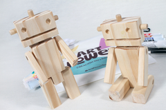 Robots de madera en internet