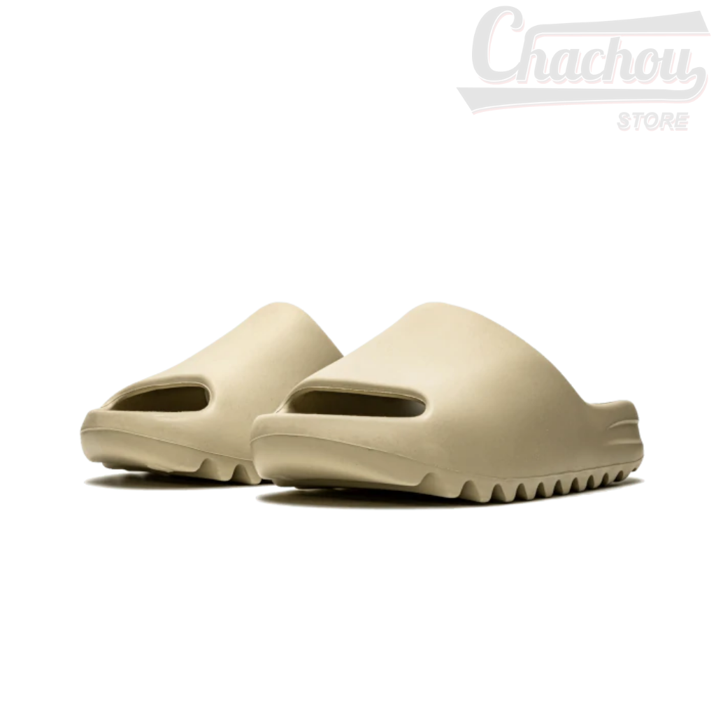 Chinelo Adidas Yeezy Slides 'Bone Pure'