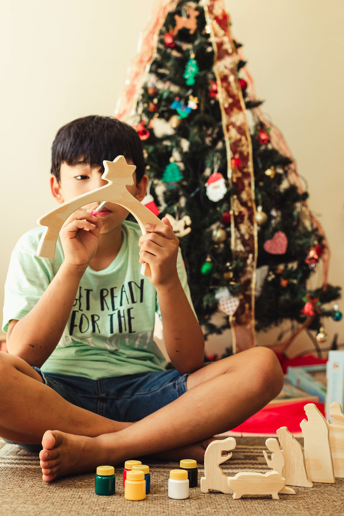 Kit Pinte e Brinque - Presépio de Natal em Madeira para Colorir e