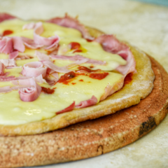 Pizza rústica con levain cetogénico de harina de almendras - KETO - Naturalmente Alma