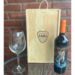 Caja de Vino Caja de Vino personalizada + Vino Vagabundo + Copa - comprar online