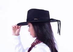 Chapéu Caudilho - Cury na internet