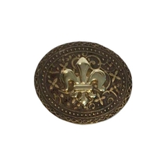 fivela para cinto em metal com detalhes dourados modelo flor de lis griffe campana