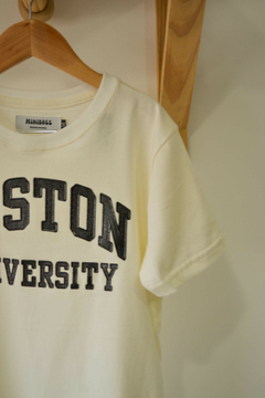 Remera Boston (tipo remerón pero no oversize) en internet