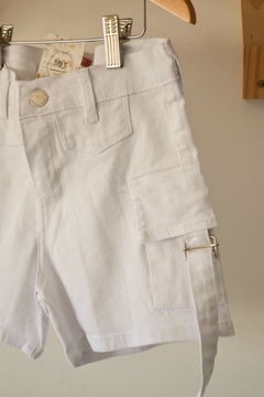 Short Blanco Cargo en internet