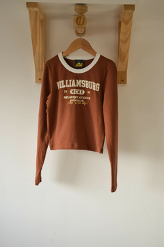 Top Camiseta Williamsburg en internet