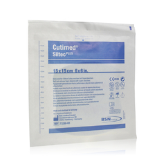 Curativo antimicrobiano Cutimed Siltec PLUS Formato quadrado, sem bordas 15cmX15cm UNIDADE- Cod: 7328803 - comprar online