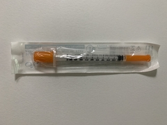 Seringa para Insulina TKL 1ml com Agulha Fixa 6 x 0,25mm - Cod: 02200-015 na internet