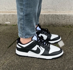 DUNK LOW PRETO BRANCO na internet